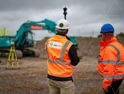 Обучение работе  с тахеометрами и GNSS-системами 